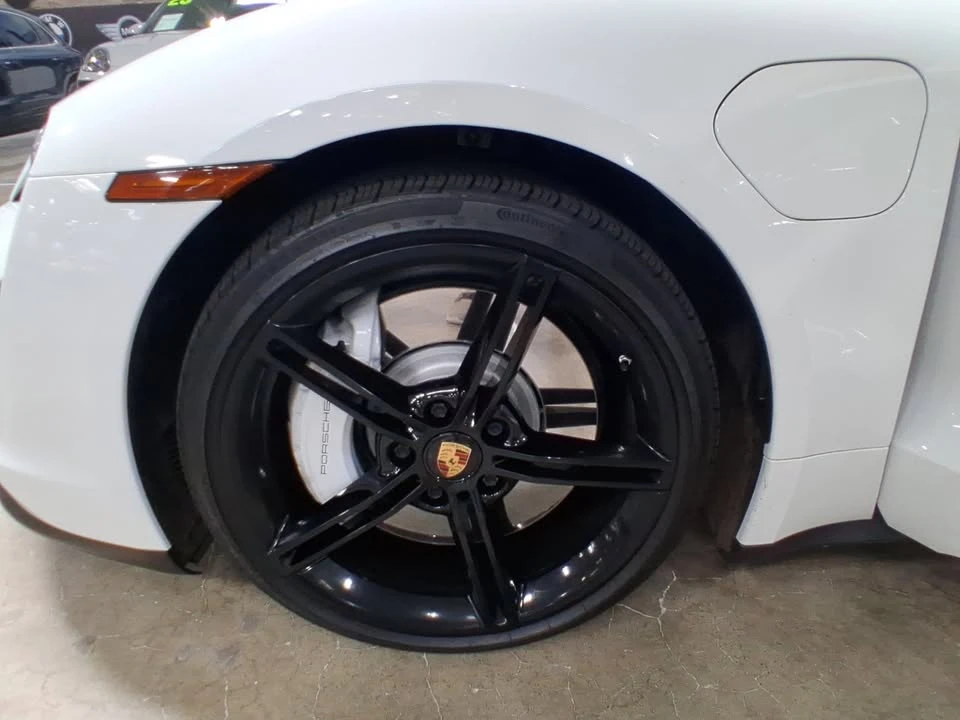 2021 Porsche Taycan 4S - Image 8 of 12