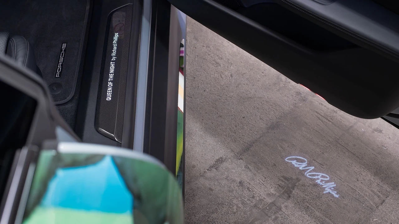2021 Porsche Taycan 4S - Image 24 of 31