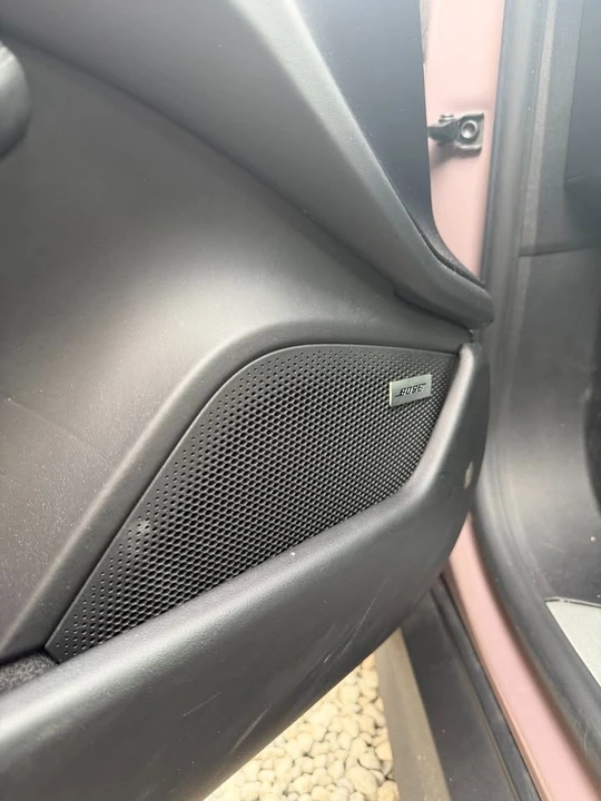 2021 Porsche Taycan 4S - Image 9 of 16