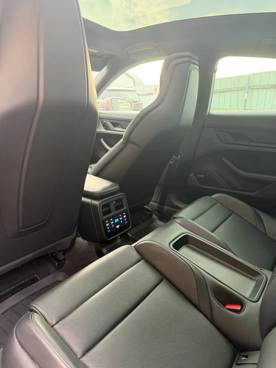 2021 Porsche Taycan 4S - Image 15 of 16