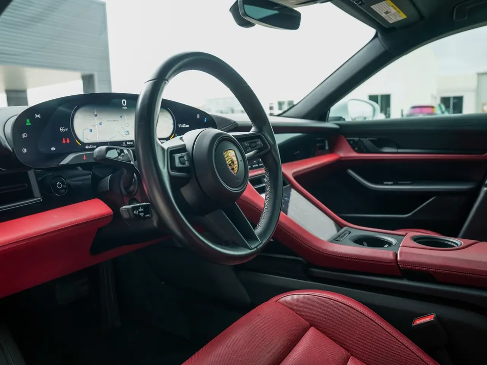 2021 Porsche Taycan 4S - Image 4 of 6