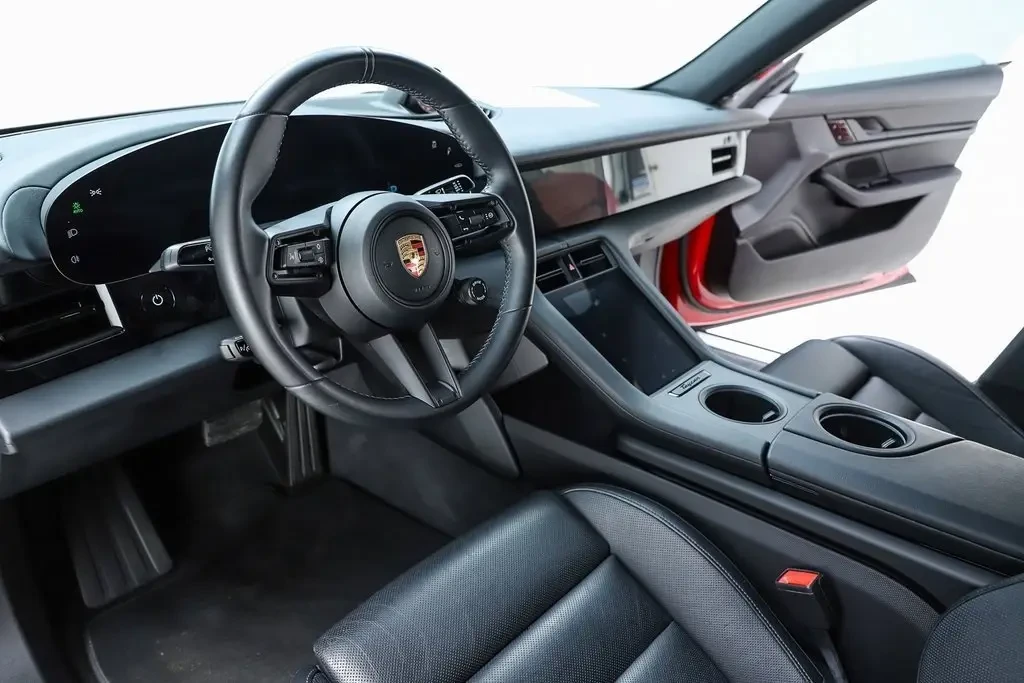 2021 Porsche Taycan 4S - Image 4 of 6