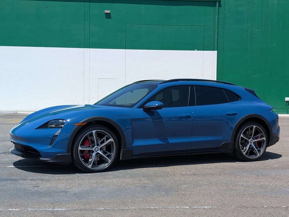 2021 Porsche Taycan 4S - Image 6 of 12