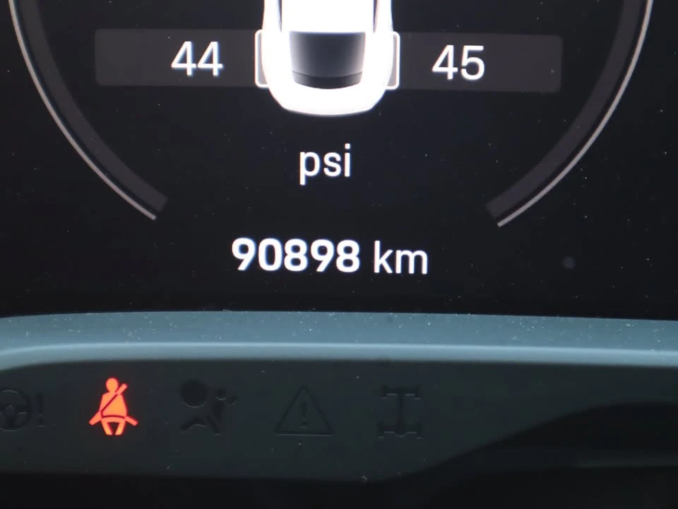 2021 Porsche Taycan 4S - Image 15 of 20