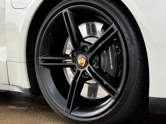 2021 Porsche Taycan 4S - Image 11 of 20