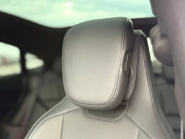2021 Porsche Taycan 4S - Image 18 of 20