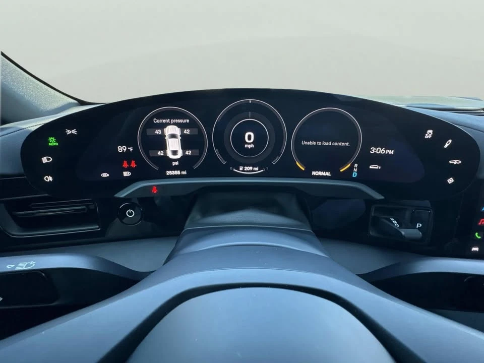 2021 Porsche Taycan 4S - Image 9 of 12