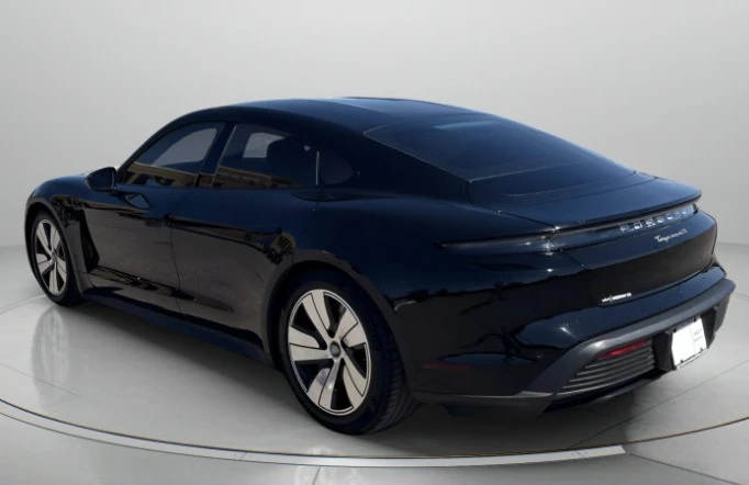 2021 Porsche Taycan 4S - Image 6 of 12