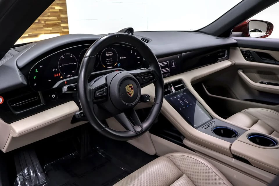 2021 Porsche Taycan 4S - Image 5 of 12
