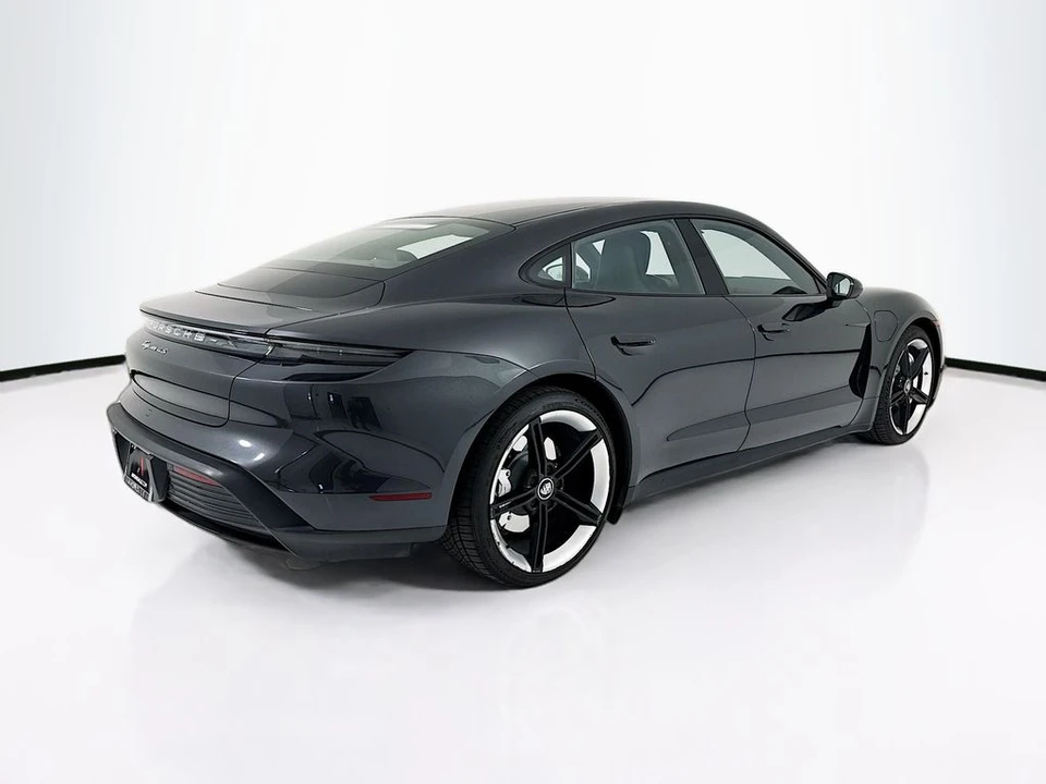2021 Porsche Taycan 4S - Image 7 of 12
