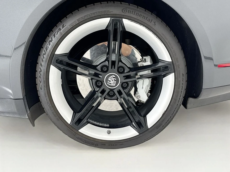 2021 Porsche Taycan 4S - Image 11 of 12