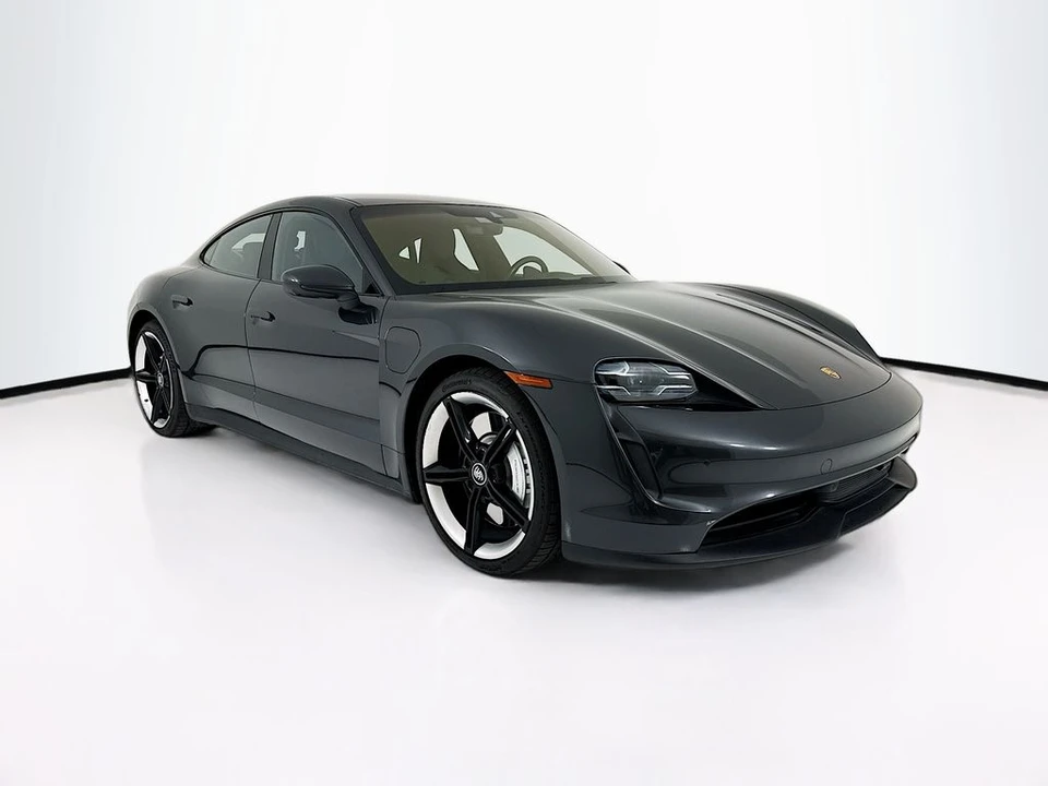 2021 Porsche Taycan 4S - Image 9 of 12