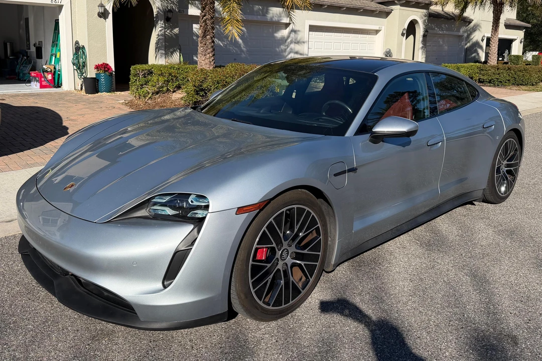 2021 Porsche Taycan 4S - Image 7 of 31