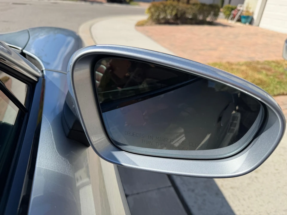 2021 Porsche Taycan 4S - Image 29 of 31