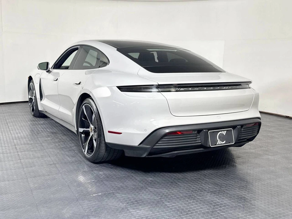 2021 Porsche Taycan 4S - Image 3 of 5