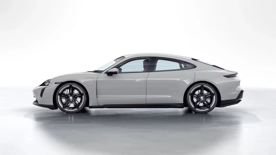 2021 Porsche Taycan 4S - Image 11 of 30