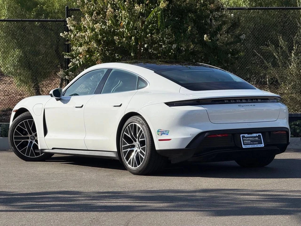 2021 Porsche Taycan 4S - Image 3 of 5