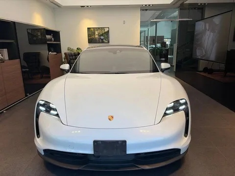 2021 Porsche Taycan 4S