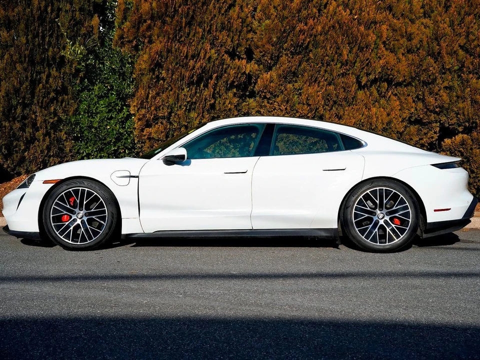 2021 Porsche Taycan 4S - Image 3 of 12
