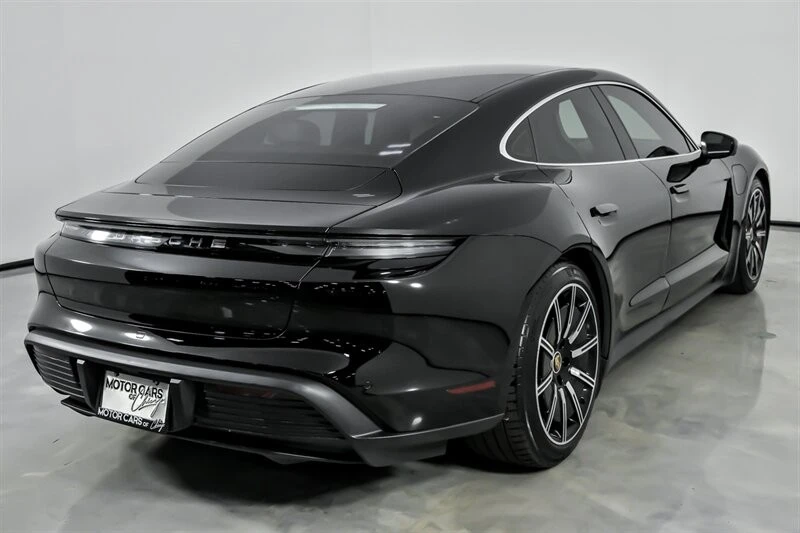 2021 Porsche Taycan 4S - Image 12 of 21