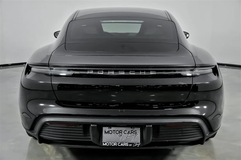 2021 Porsche Taycan 4S - Image 11 of 21