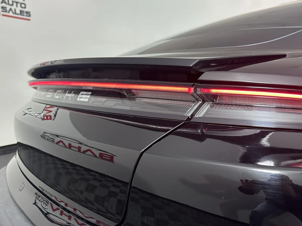 2021 Porsche Taycan 4S - Image 8 of 21