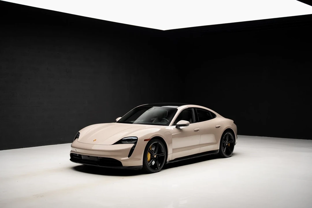 2021 Porsche Taycan 4S - Image 4 of 12