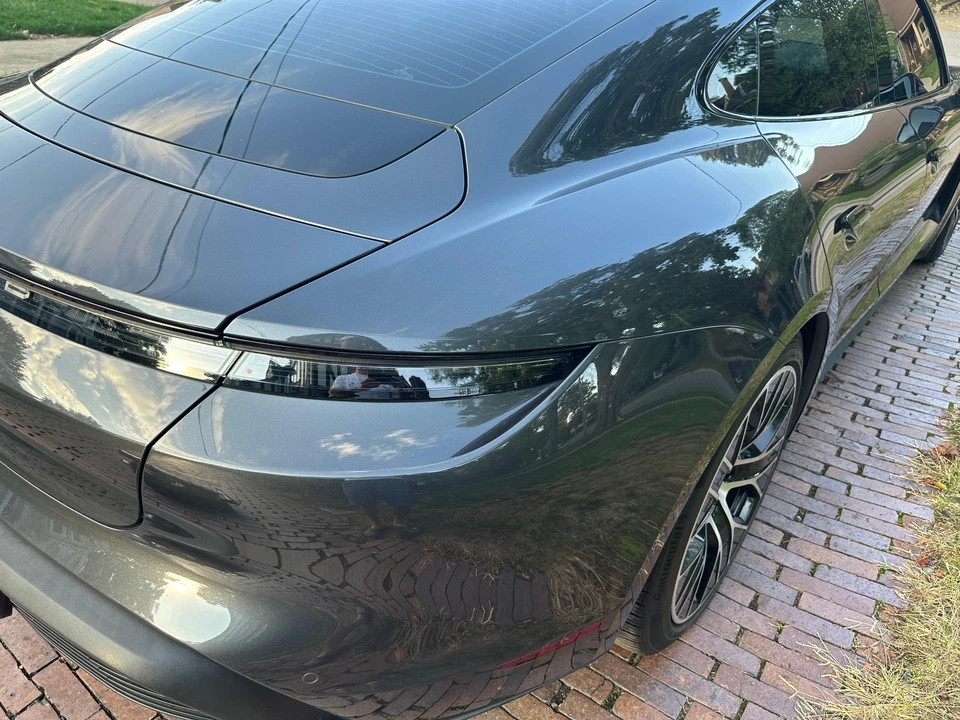 2021 Porsche Taycan 4S - Image 20 of 31