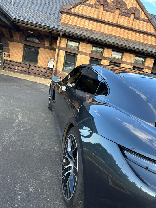 2021 Porsche Taycan 4S - Image 17 of 31