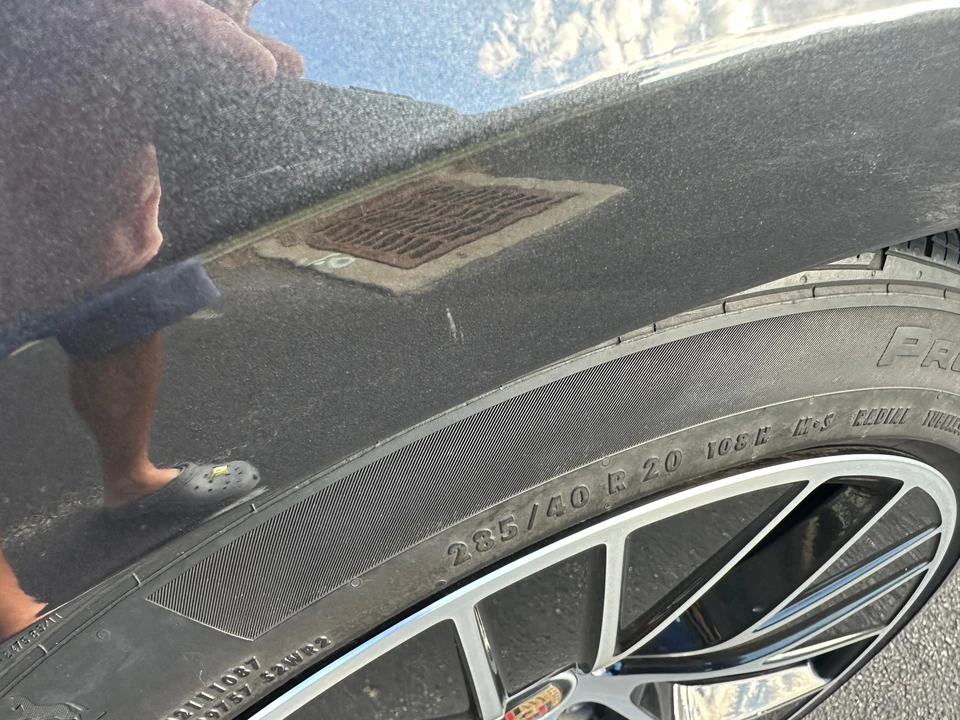 2021 Porsche Taycan 4S - Image 28 of 31