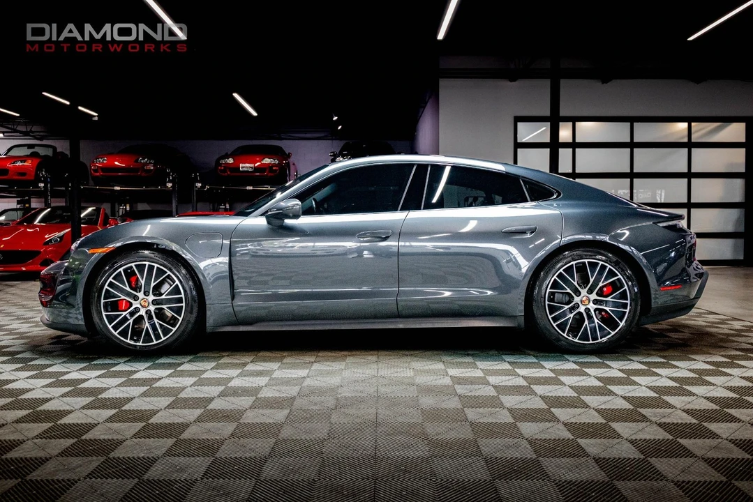 2021 Porsche Taycan 4S - Image 10 of 12