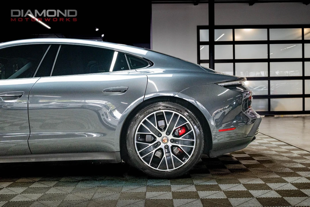 2021 Porsche Taycan 4S - Image 11 of 12