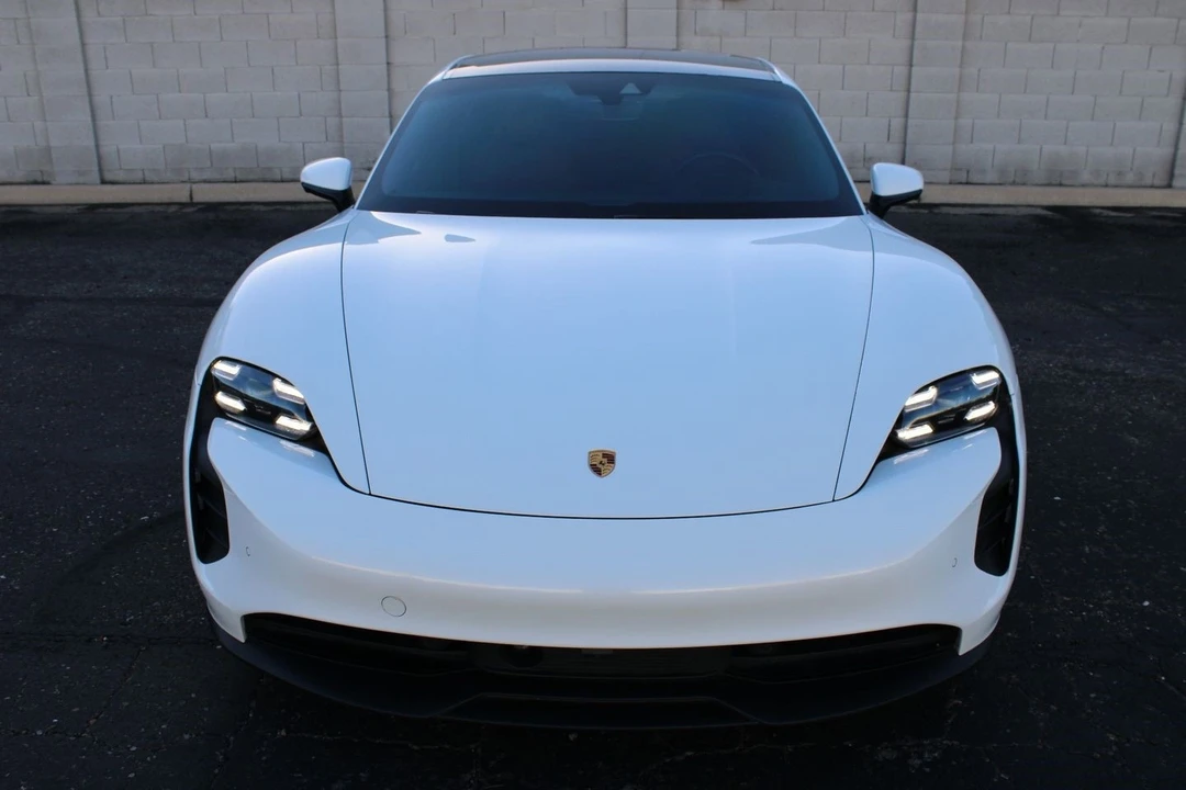 2021 Porsche Taycan 4S - Image 12 of 21