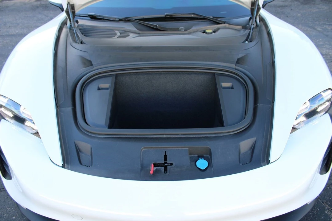 2021 Porsche Taycan 4S - Image 16 of 21