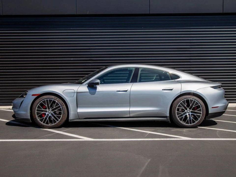 2021 Porsche Taycan 4S - Image 2 of 5