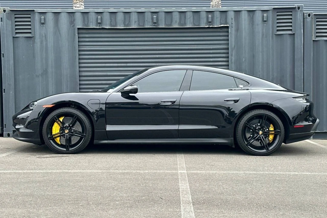 2021 Porsche Taycan 4S - Image 2 of 5