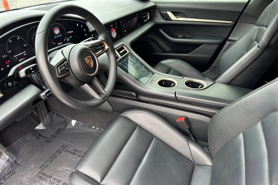 2021 Porsche Taycan 4S - Image 4 of 5