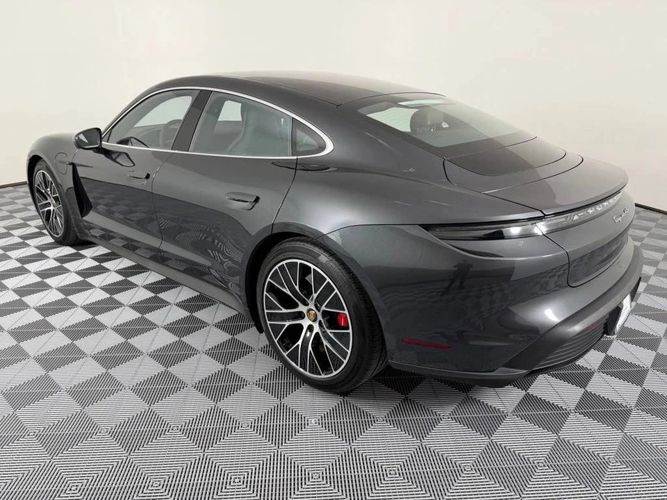 2021 Porsche Taycan 4S - Image 3 of 5