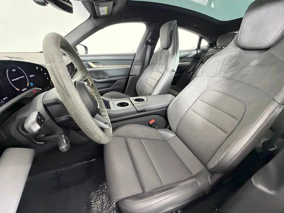 2021 Porsche Taycan 4S - Image 5 of 5