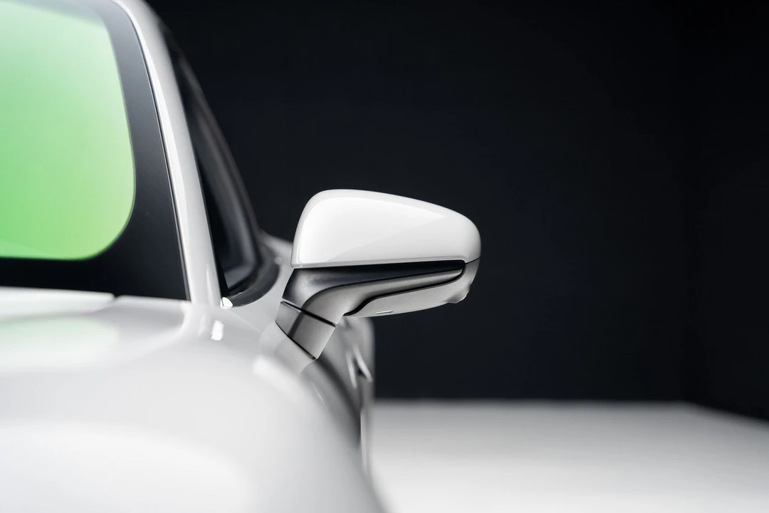 2021 Porsche Taycan 4S - Image 14 of 21