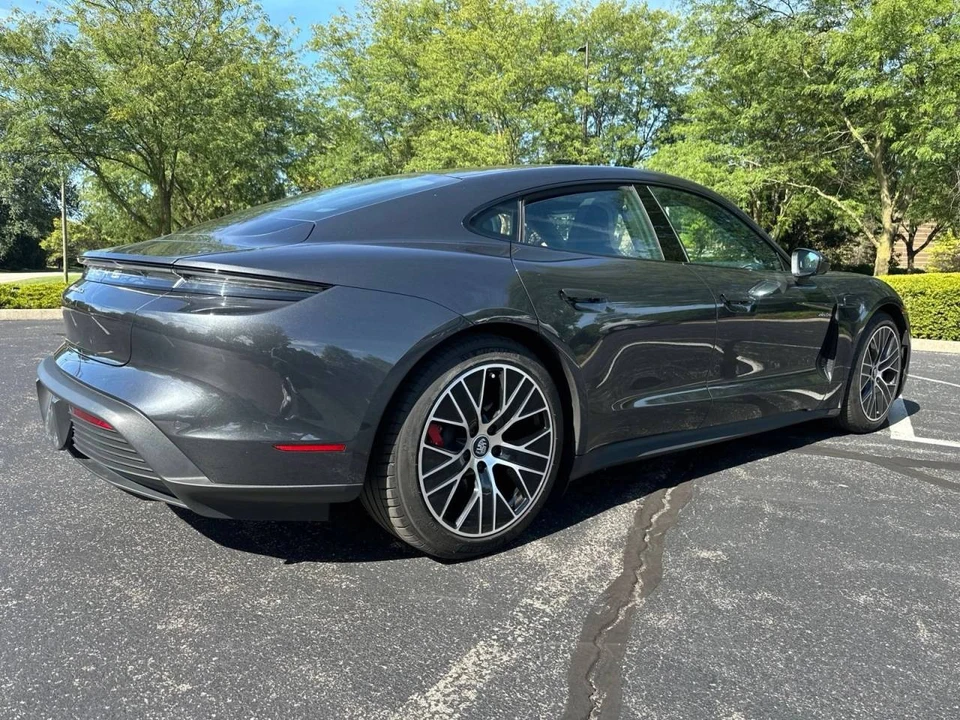 2021 Porsche Taycan 4S - Image 3 of 4