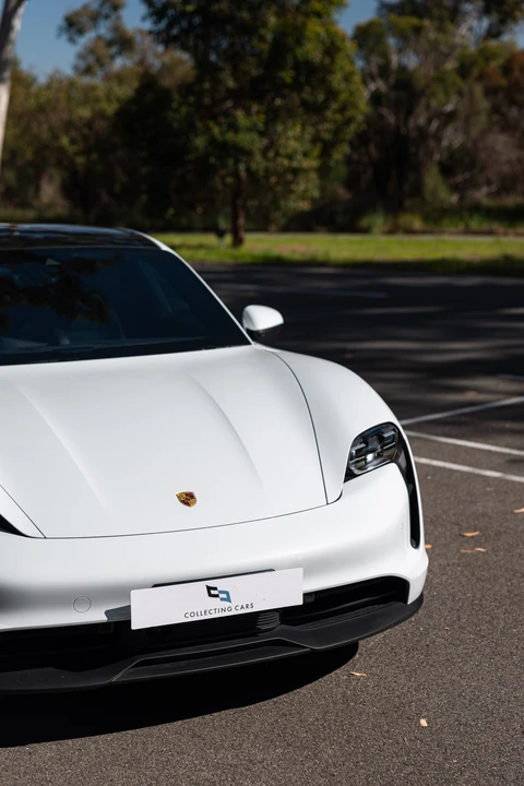 2021 Porsche Taycan 4S - Image 18 of 31