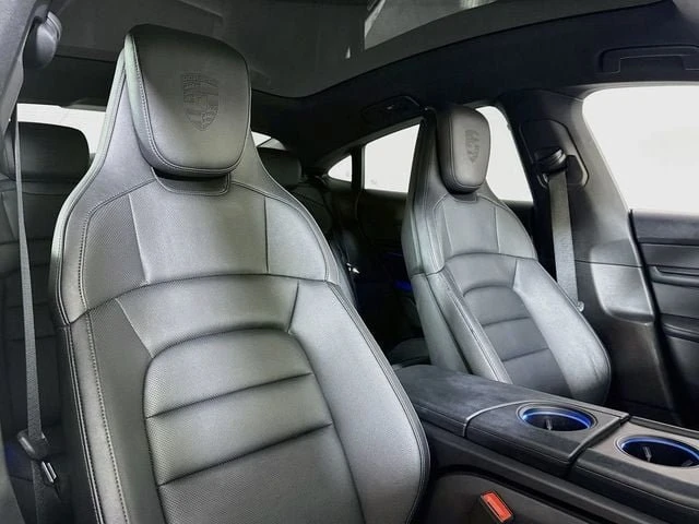 2021 Porsche Taycan 4S - Image 18 of 20