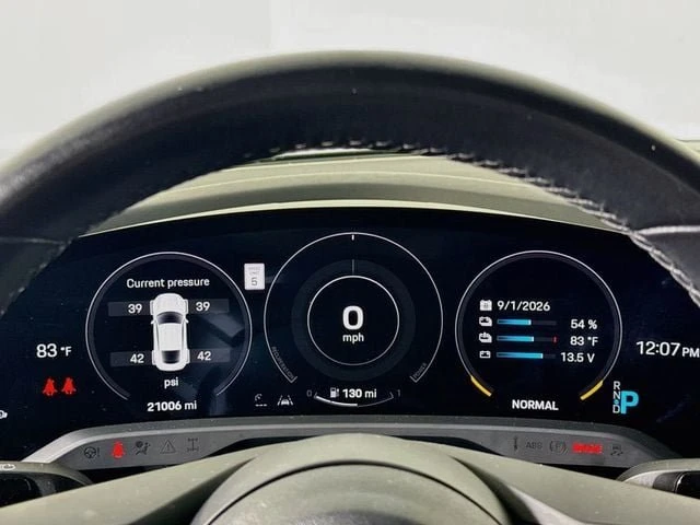 2021 Porsche Taycan 4S - Image 13 of 20
