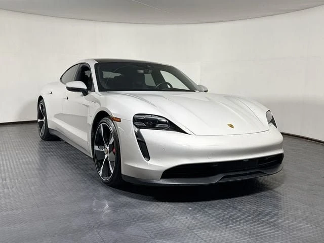 2021 Porsche Taycan 4S - Image 9 of 20