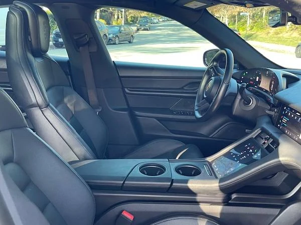 2021 Porsche Taycan - Image 7 of 12