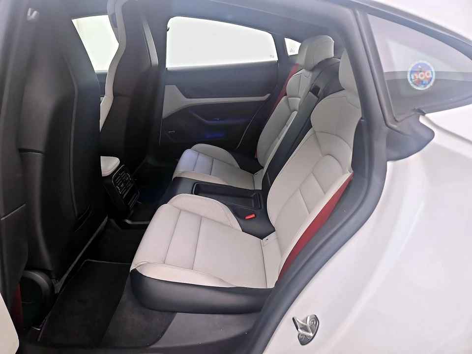 2021 Porsche Taycan 4S - Image 21 of 27