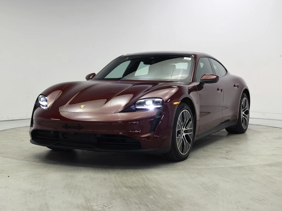 2021 Porsche Taycan - Image 5 of 25