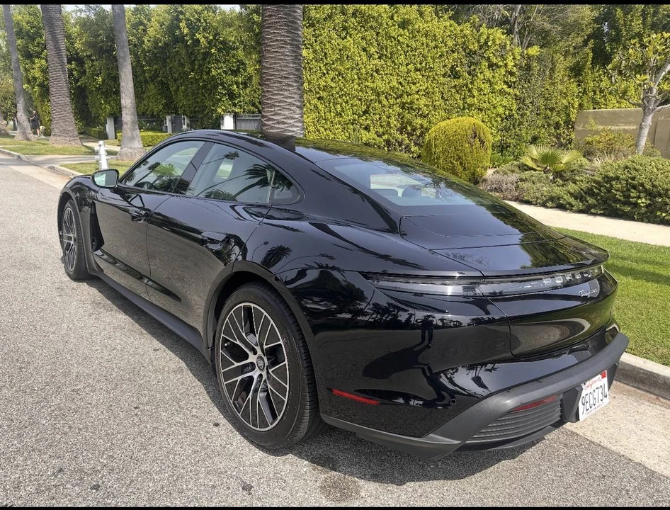2021 Porsche Taycan - Image 6 of 18