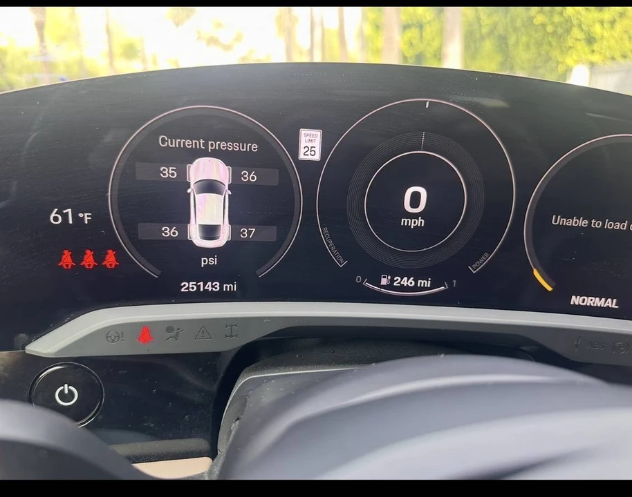 2021 Porsche Taycan - Image 14 of 18